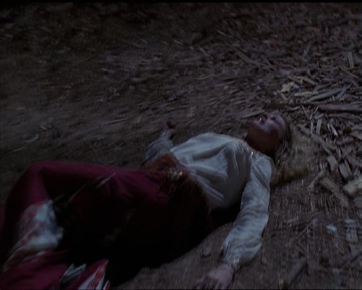 Charmed-Online-dot-net_5x06TheEyesHaveIt1072.jpg