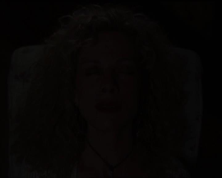 Charmed-Online-dot-net_5x06TheEyesHaveIt1087.jpg