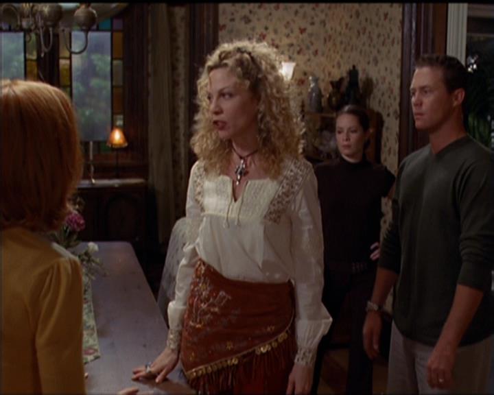 Charmed-Online-dot-net_5x06TheEyesHaveIt1111.jpg Charmed-Online-dot-net_5x06TheEyesHaveIt1111.jpg