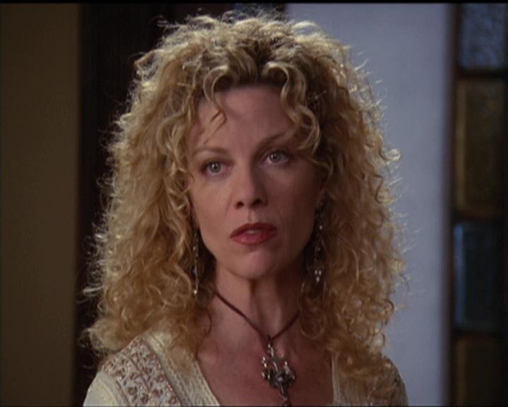 Charmed-Online-dot-net_5x06TheEyesHaveIt1142.jpg Charmed-Online-dot-net_5x06TheEyesHaveIt1142.jpg