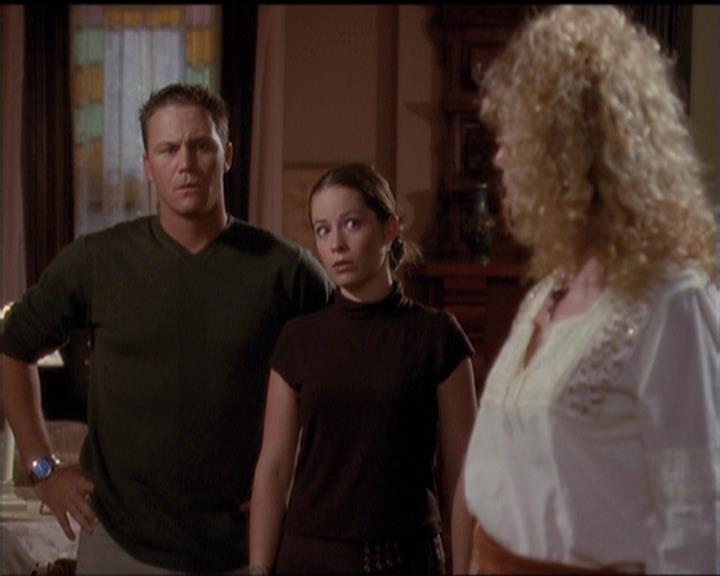 Charmed-Online-dot-net_5x06TheEyesHaveIt1144.jpg Charmed-Online-dot-net_5x06TheEyesHaveIt1144.jpg