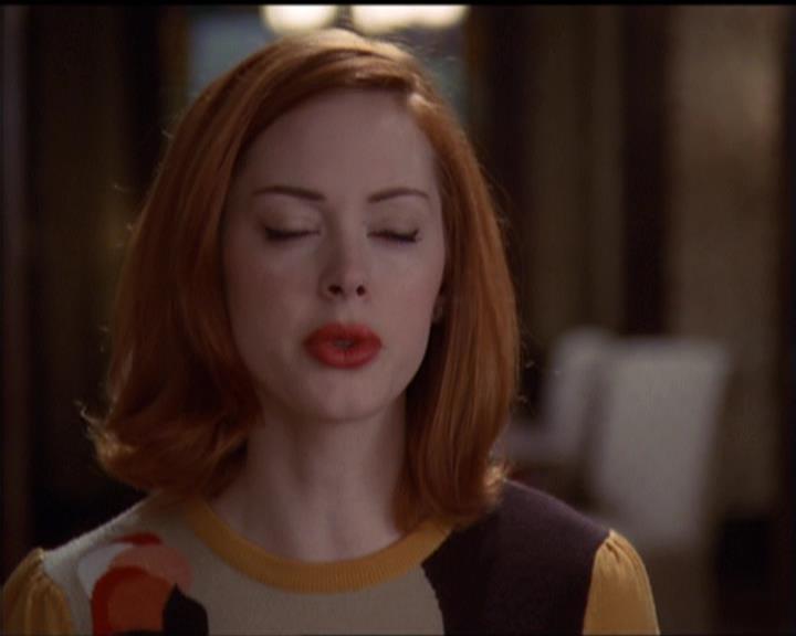 Charmed-Online-dot-net_5x06TheEyesHaveIt1145.jpg