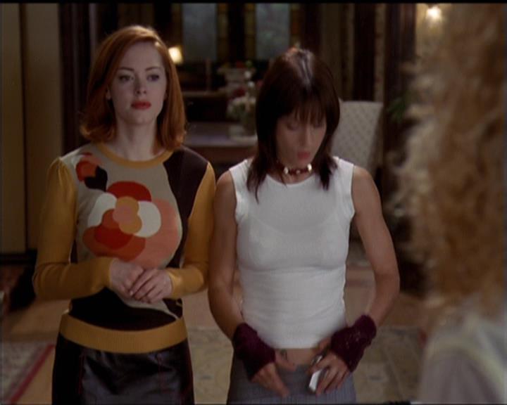 Charmed-Online-dot-net_5x06TheEyesHaveIt1148.jpg Charmed-Online-dot-net_5x06TheEyesHaveIt1148.jpg