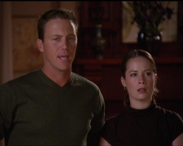 Charmed-Online-dot-net_5x06TheEyesHaveIt1154.jpg