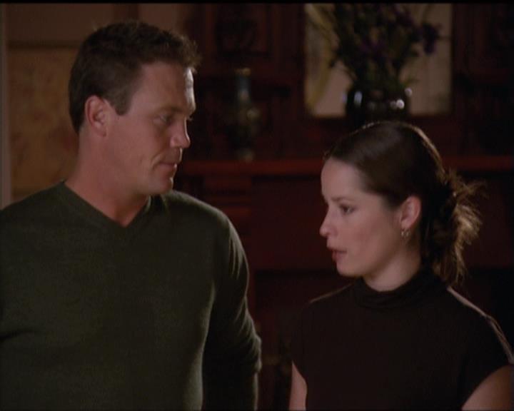 Charmed-Online-dot-net_5x06TheEyesHaveIt1187.jpg