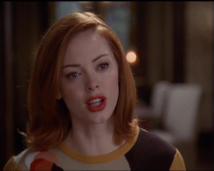 Charmed-Online-dot-net_5x06TheEyesHaveIt1209.jpg