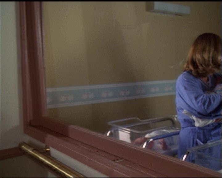 Charmed-Online-dot-net_5x06TheEyesHaveIt1258.jpg