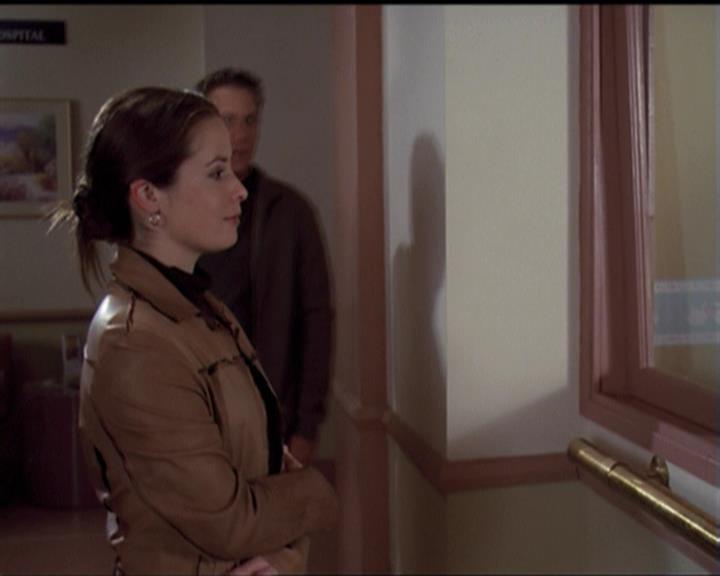 Charmed-Online-dot-net_5x06TheEyesHaveIt1261.jpg