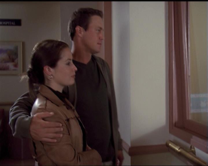 Charmed-Online-dot-net_5x06TheEyesHaveIt1263.jpg