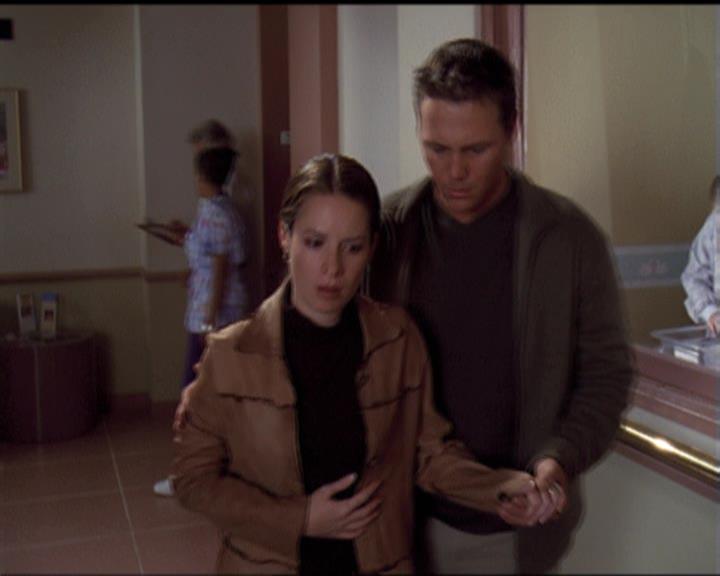 Charmed-Online-dot-net_5x06TheEyesHaveIt1276.jpg