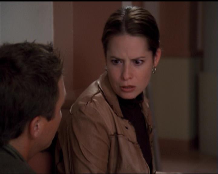 Charmed-Online-dot-net_5x06TheEyesHaveIt1292.jpg