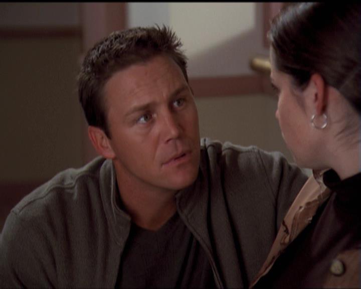 Charmed-Online-dot-net_5x06TheEyesHaveIt1295.jpg
