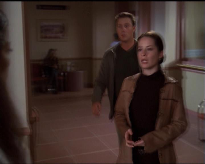 Charmed-Online-dot-net_5x06TheEyesHaveIt1302.jpg