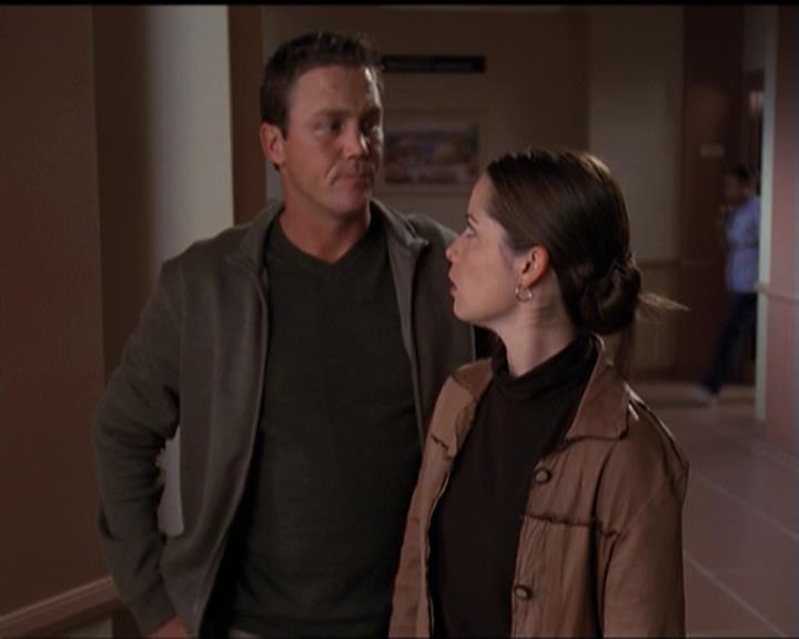 Charmed-Online-dot-net_5x06TheEyesHaveIt1355.jpg