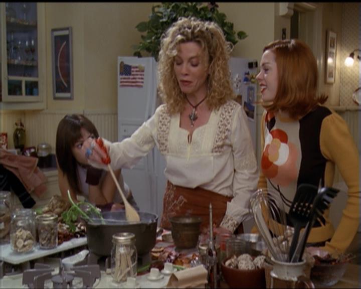 Charmed-Online-dot-net_5x06TheEyesHaveIt1374.jpg Charmed-Online-dot-net_5x06TheEyesHaveIt1374.jpg