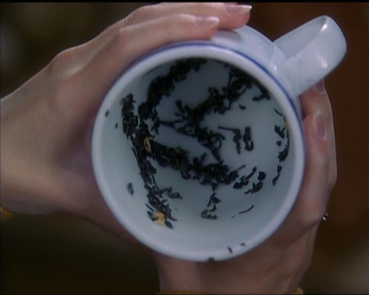 Charmed-Online-dot-net_5x06TheEyesHaveIt1444.jpg