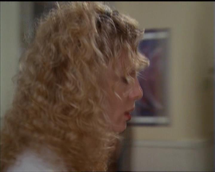 Charmed-Online-dot-net_5x06TheEyesHaveIt1456.jpg Charmed-Online-dot-net_5x06TheEyesHaveIt1456.jpg