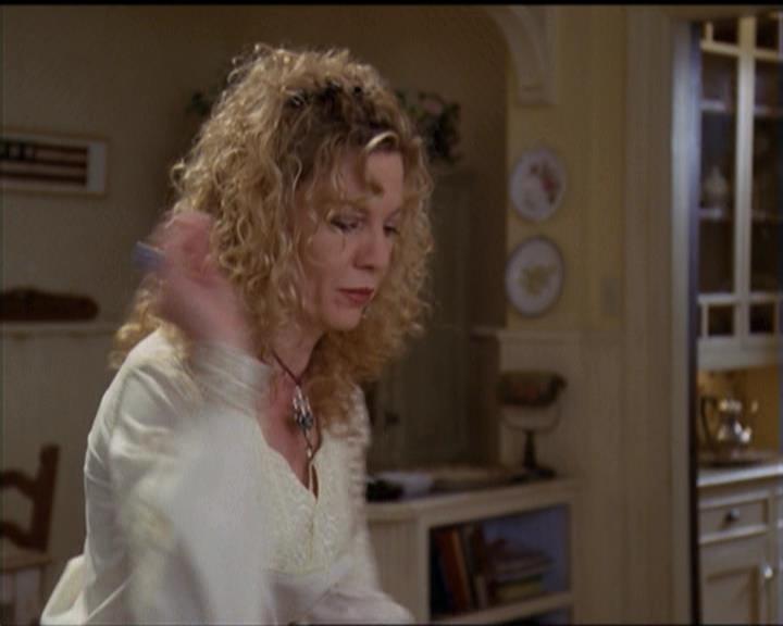 Charmed-Online-dot-net_5x06TheEyesHaveIt1459.jpg Charmed-Online-dot-net_5x06TheEyesHaveIt1459.jpg