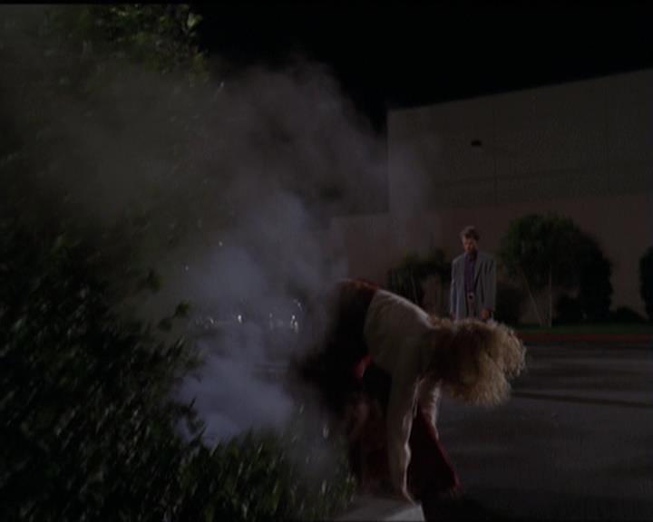 Charmed-Online-dot-net_5x06TheEyesHaveIt1558.jpg