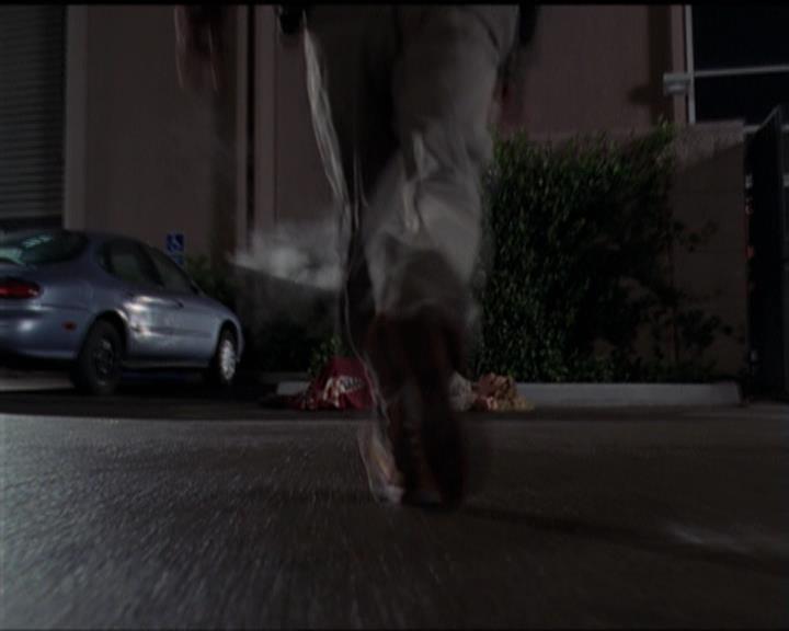 Charmed-Online-dot-net_5x06TheEyesHaveIt1588.jpg
