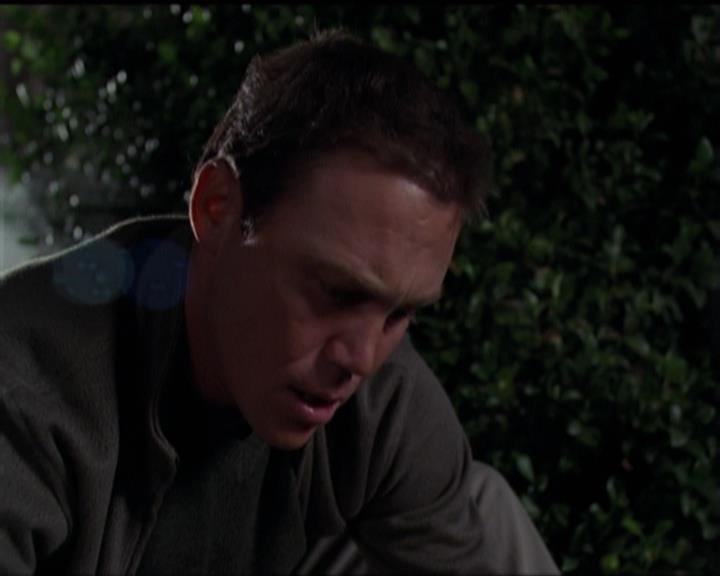 Charmed-Online-dot-net_5x06TheEyesHaveIt1597.jpg