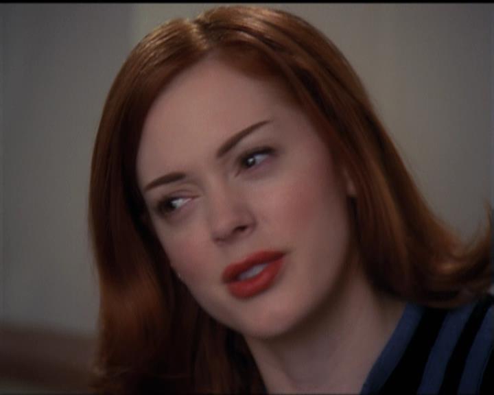Charmed-Online-dot-net_5x06TheEyesHaveIt1739.jpg