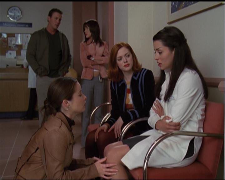 Charmed-Online-dot-net_5x06TheEyesHaveIt1748.jpg Charmed-Online-dot-net_5x06TheEyesHaveIt1748.jpg