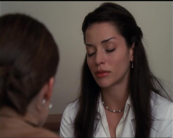 Charmed-Online-dot-net_5x06TheEyesHaveIt1751.jpg Charmed-Online-dot-net_5x06TheEyesHaveIt1751.jpg