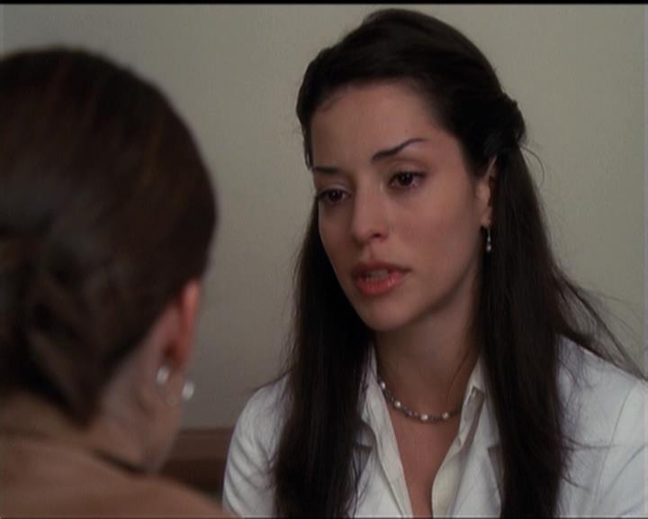 Charmed-Online-dot-net_5x06TheEyesHaveIt1752.jpg Charmed-Online-dot-net_5x06TheEyesHaveIt1752.jpg