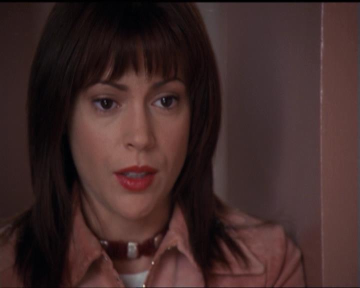 Charmed-Online-dot-net_5x06TheEyesHaveIt1784.jpg