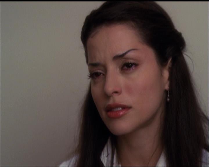 Charmed-Online-dot-net_5x06TheEyesHaveIt1798.jpg