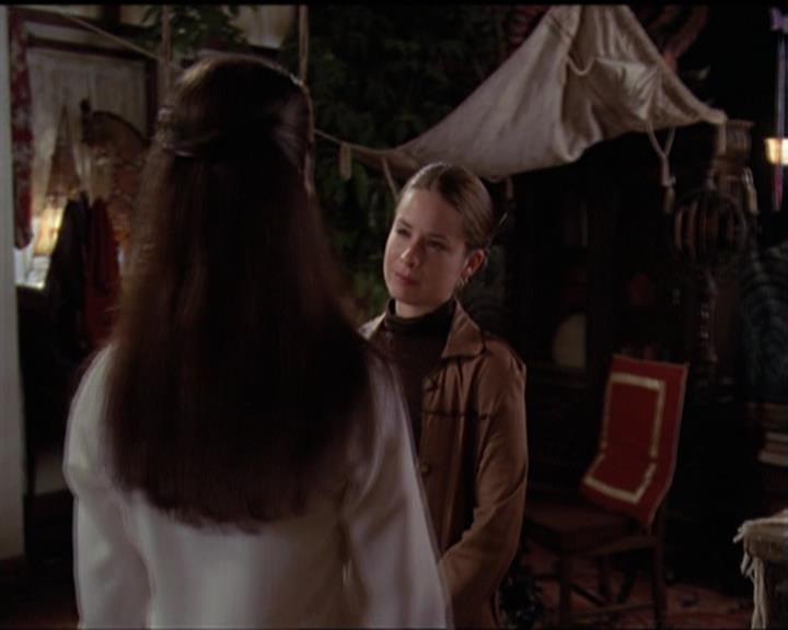 Charmed-Online-dot-net_5x06TheEyesHaveIt1821.jpg Charmed-Online-dot-net_5x06TheEyesHaveIt1821.jpg