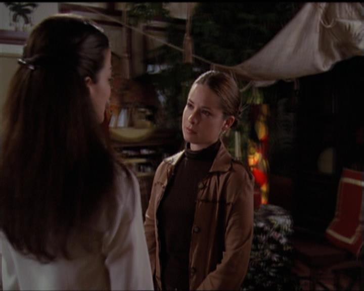 Charmed-Online-dot-net_5x06TheEyesHaveIt1822.jpg
