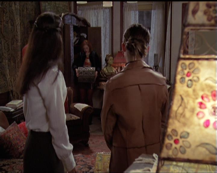 Charmed-Online-dot-net_5x06TheEyesHaveIt1833.jpg
