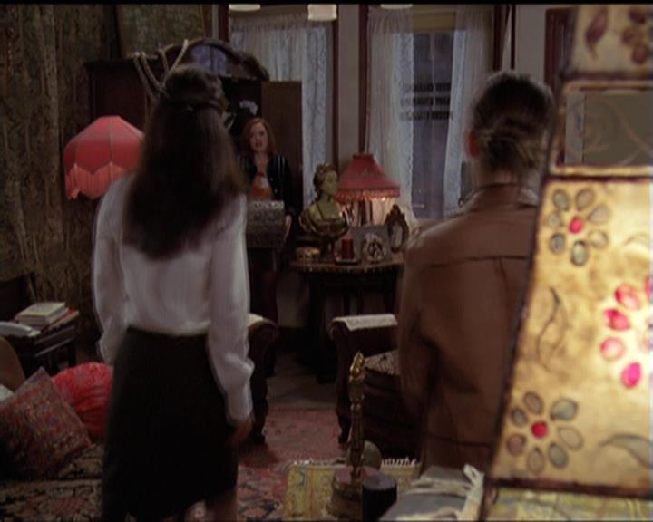 Charmed-Online-dot-net_5x06TheEyesHaveIt1834.jpg Charmed-Online-dot-net_5x06TheEyesHaveIt1834.jpg