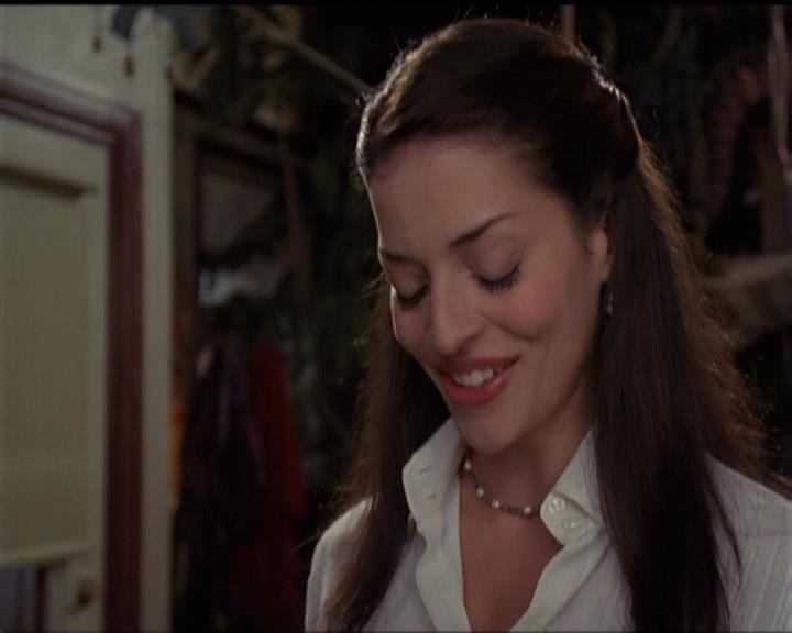 Charmed-Online-dot-net_5x06TheEyesHaveIt1838.jpg