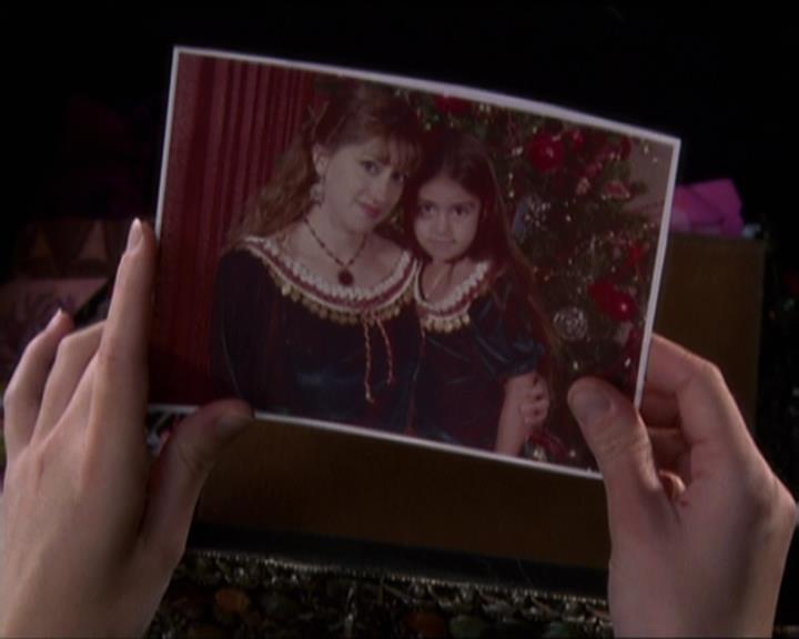 Charmed-Online-dot-net_5x06TheEyesHaveIt1870.jpg