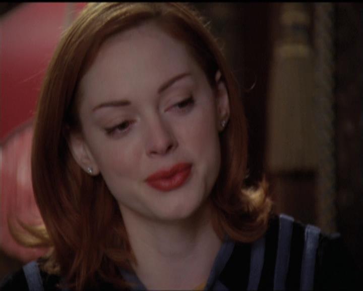 Charmed-Online-dot-net_5x06TheEyesHaveIt1888.jpg