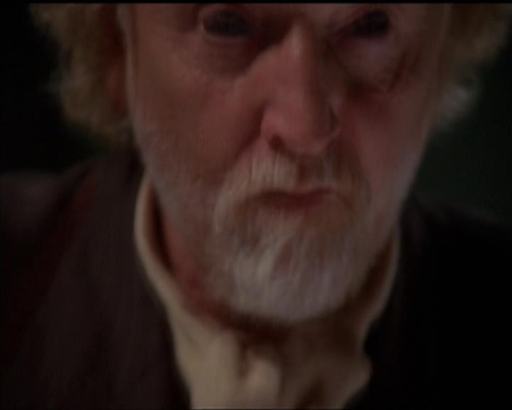 Charmed-Online-dot-net_5x06TheEyesHaveIt1968.jpg