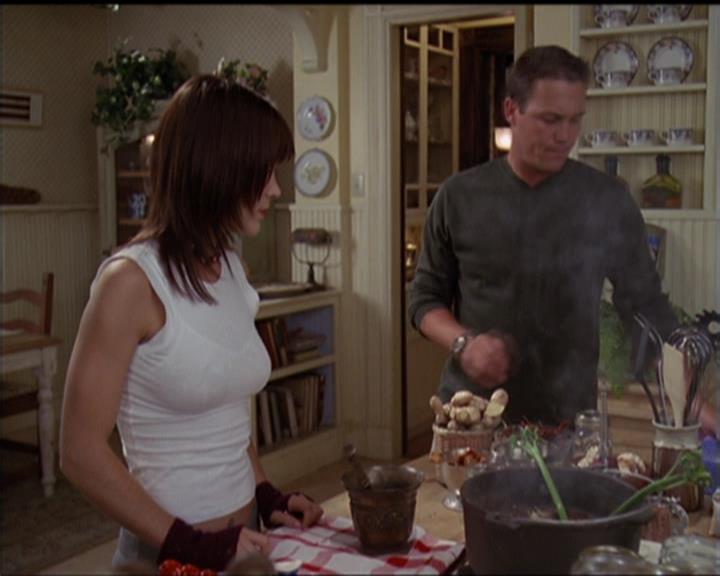 Charmed-Online-dot-net_5x06TheEyesHaveIt2025.jpg