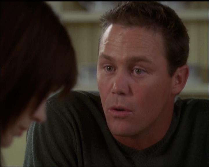 Charmed-Online-dot-net_5x06TheEyesHaveIt2052.jpg