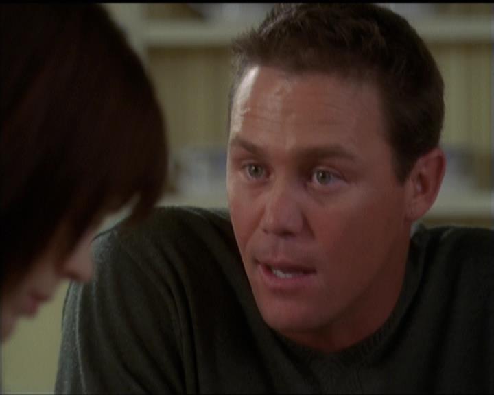 Charmed-Online-dot-net_5x06TheEyesHaveIt2054.jpg
