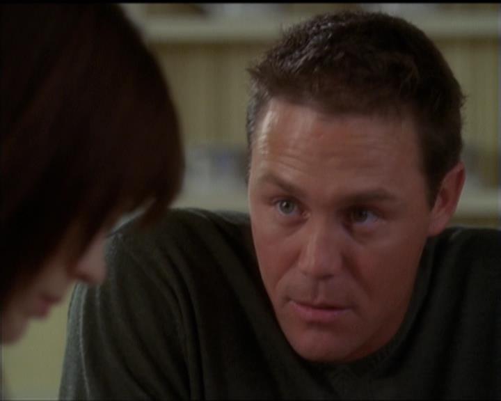 Charmed-Online-dot-net_5x06TheEyesHaveIt2061.jpg