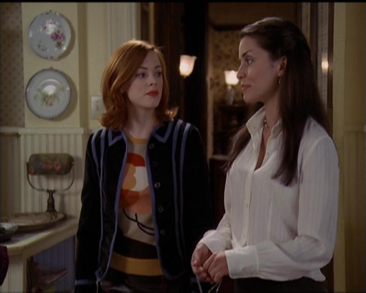 Charmed-Online-dot-net_5x06TheEyesHaveIt2101.jpg