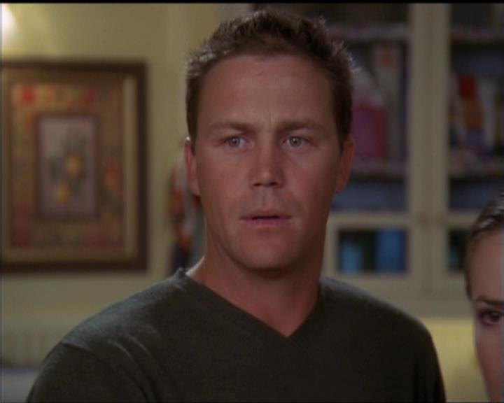 Charmed-Online-dot-net_5x06TheEyesHaveIt2121.jpg