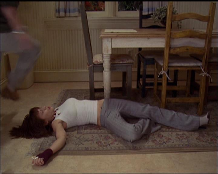 Charmed-Online-dot-net_5x06TheEyesHaveIt2144.jpg
