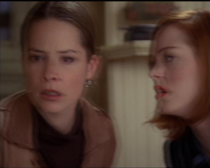 Charmed-Online-dot-net_5x06TheEyesHaveIt2149.jpg