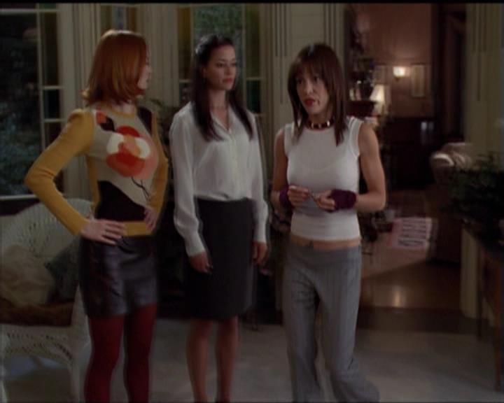 Charmed-Online-dot-net_5x06TheEyesHaveIt2168.jpg Charmed-Online-dot-net_5x06TheEyesHaveIt2168.jpg