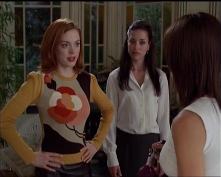 Charmed-Online-dot-net_5x06TheEyesHaveIt2186.jpg