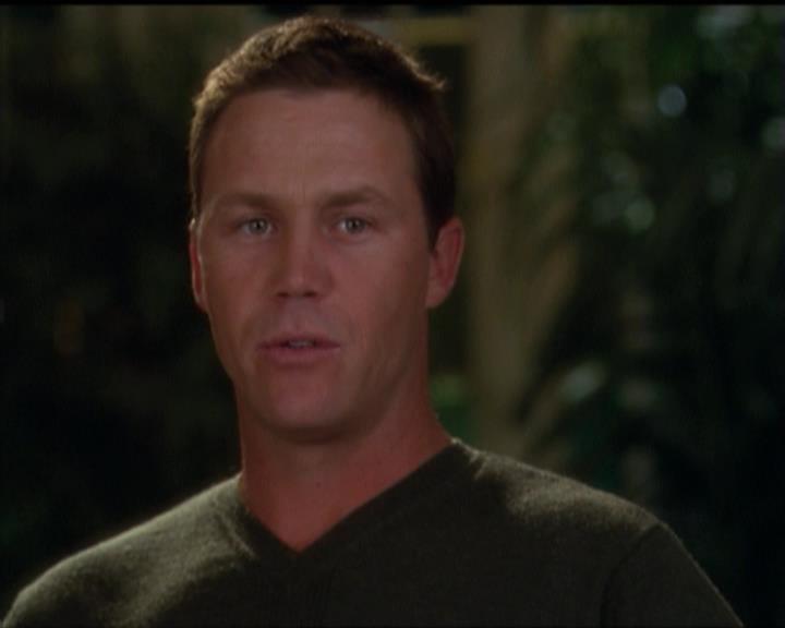 Charmed-Online-dot-net_5x06TheEyesHaveIt2192.jpg